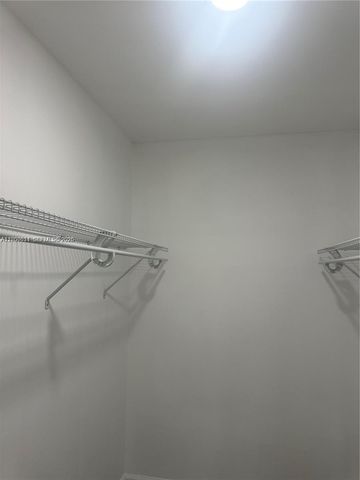 6560 SW 49th St 1, Davie, FL 33314