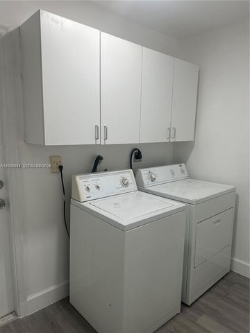 6560 SW 49th St 1, Davie, FL 33314