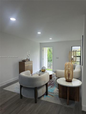 6560 SW 49th St 1, Davie, FL 33314