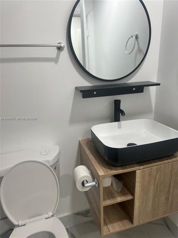 6560 SW 49th St 1, Davie, FL 33314