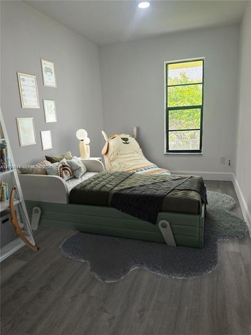 6560 SW 49th St 1, Davie, FL 33314