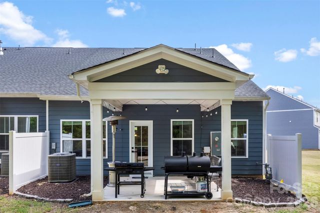 6325 Ashton Park Drive, Denver, NC 28037