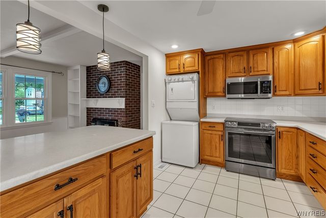 108 The Paddock, Amherst, NY 14221
