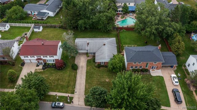 108 The Paddock, Amherst, NY 14221