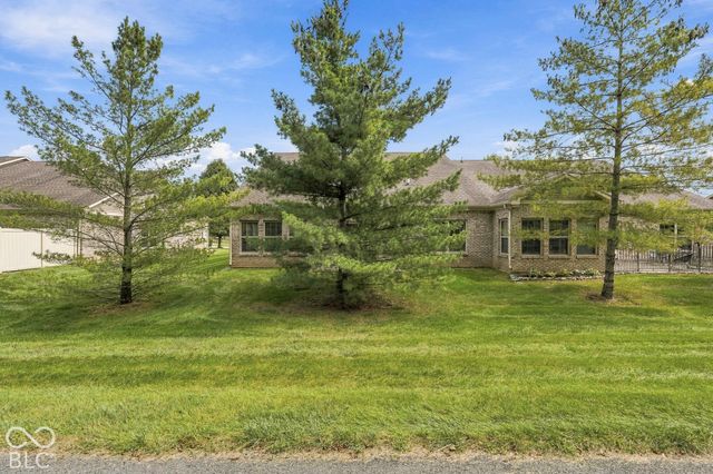 1430 Stoney Pointe Way, Avon, IN 46123