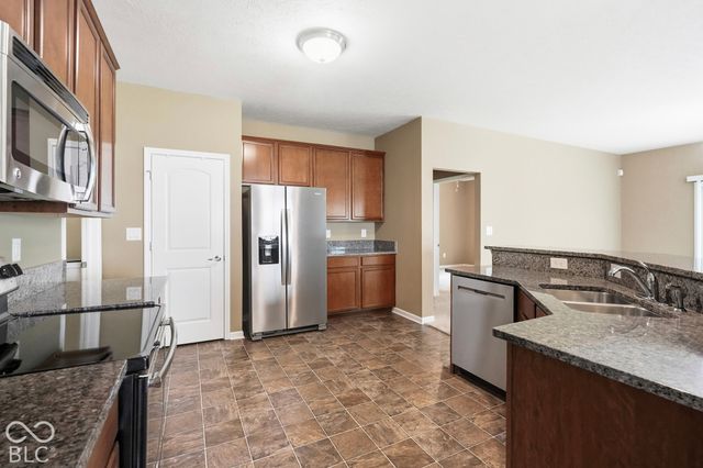 1430 Stoney Pointe Way, Avon, IN 46123
