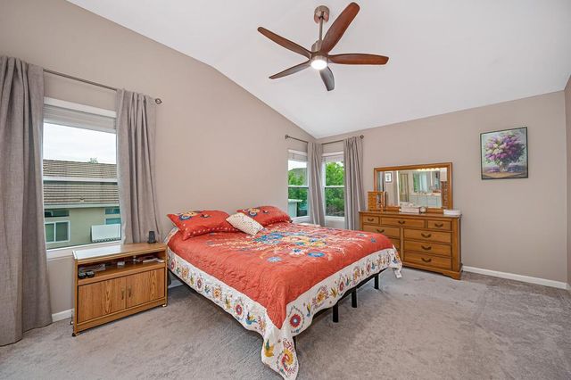 549 Fifteen Mile Dr, Roseville, CA 95678