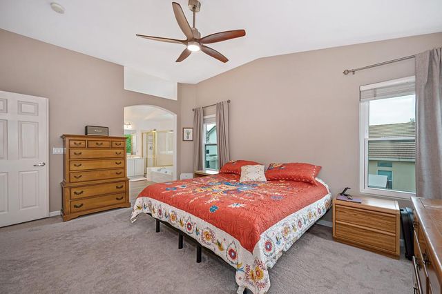 549 Fifteen Mile Dr, Roseville, CA 95678