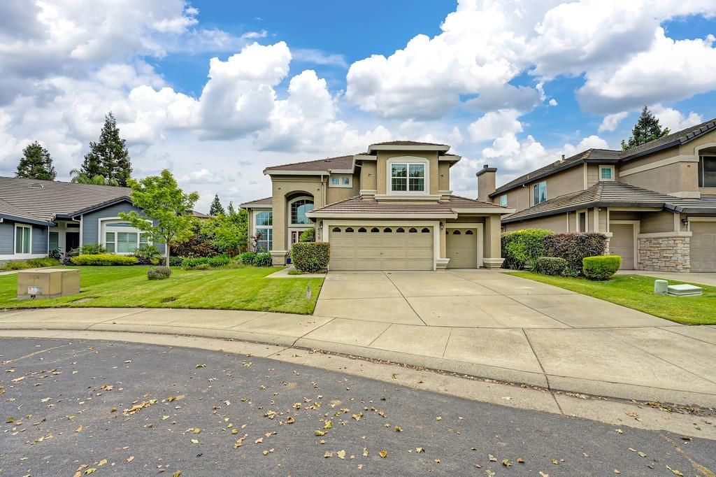 549 Fifteen Mile Dr, Roseville, CA 95678