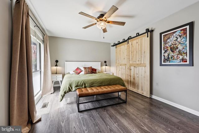 10913 HOWLAND DR, Reston, VA 20191