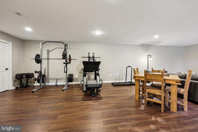 10913 HOWLAND DR, Reston, VA 20191