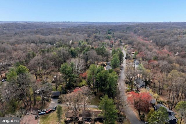 10913 HOWLAND DR, Reston, VA 20191