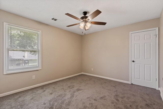 856 WOOD SHADOWS DR, Memphis, TN 38018