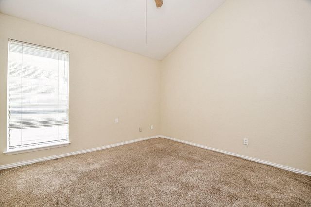 10811 Richmond Avenue 2, Houston, TX 77042