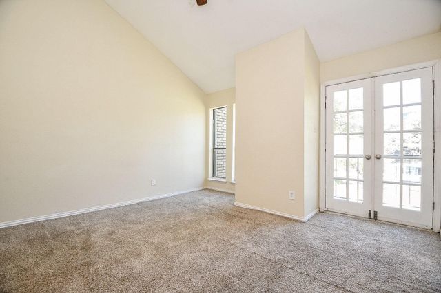 10811 Richmond Avenue 2, Houston, TX 77042