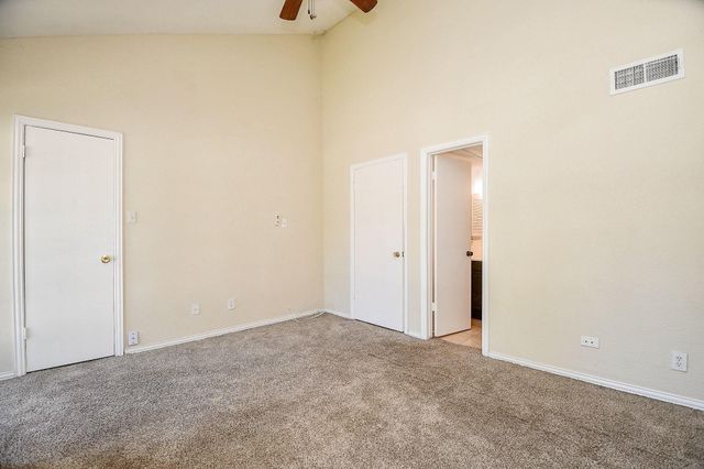 10811 Richmond Avenue 2, Houston, TX 77042