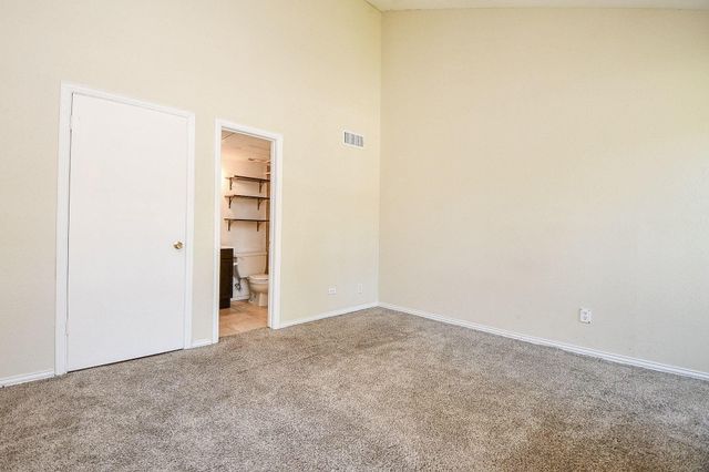 10811 Richmond Avenue 2, Houston, TX 77042