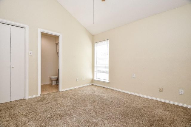 10811 Richmond Avenue 2, Houston, TX 77042