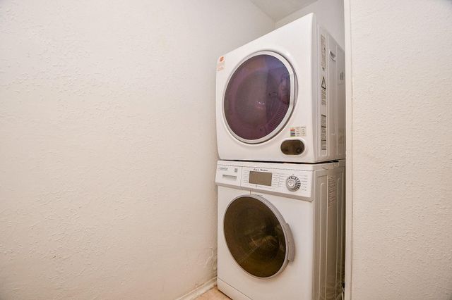 10811 Richmond Avenue 2, Houston, TX 77042