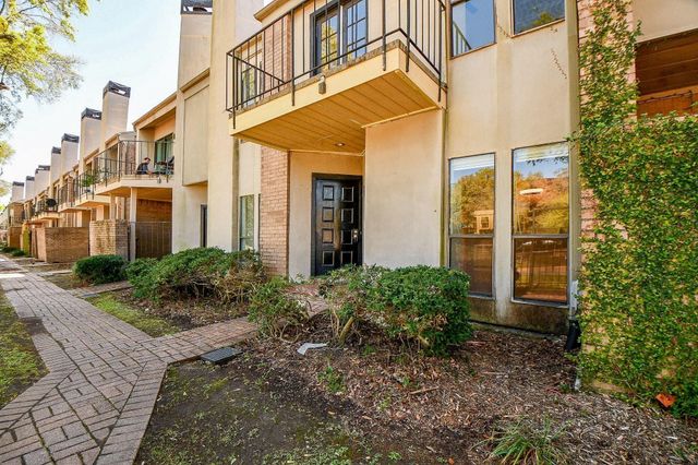 10811 Richmond Avenue 2, Houston, TX 77042