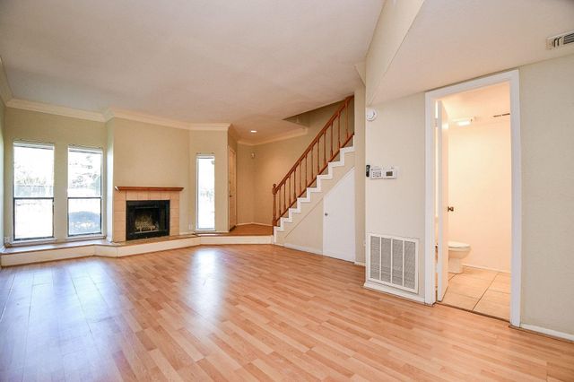 10811 Richmond Avenue 2, Houston, TX 77042