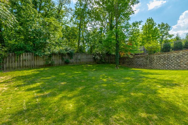 1206 E Dallas Road, Chattanooga, TN 37405