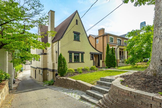 1206 E Dallas Road, Chattanooga, TN 37405