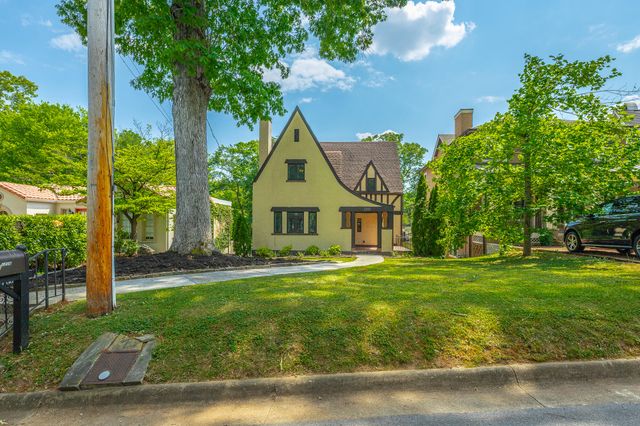 1206 E Dallas Road, Chattanooga, TN 37405