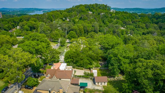1206 E Dallas Road, Chattanooga, TN 37405