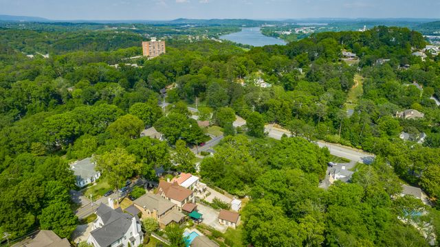 1206 E Dallas Road, Chattanooga, TN 37405