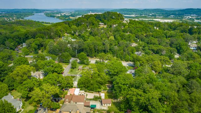 1206 E Dallas Road, Chattanooga, TN 37405