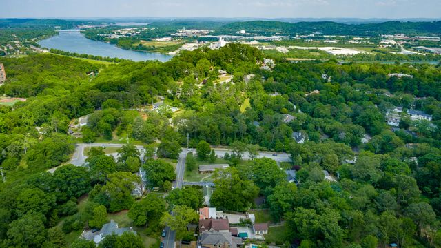 1206 E Dallas Road, Chattanooga, TN 37405