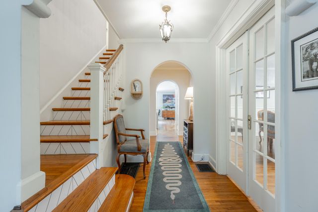 1206 E Dallas Road, Chattanooga, TN 37405