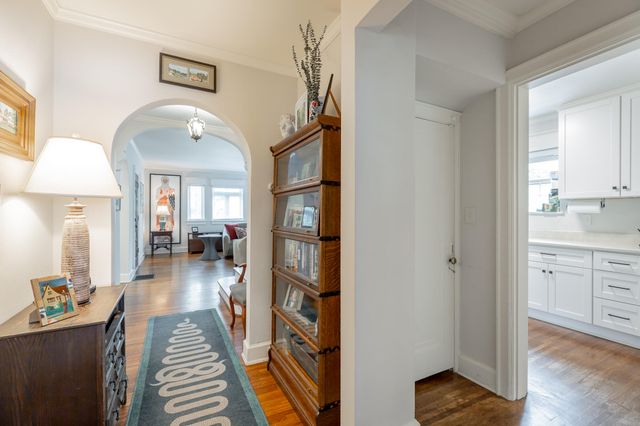 1206 E Dallas Road, Chattanooga, TN 37405