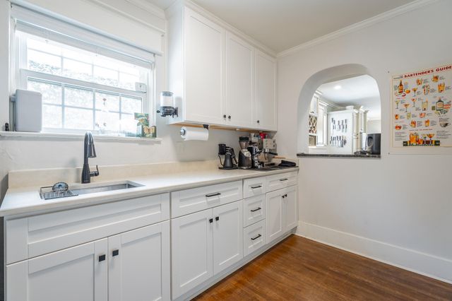 1206 E Dallas Road, Chattanooga, TN 37405