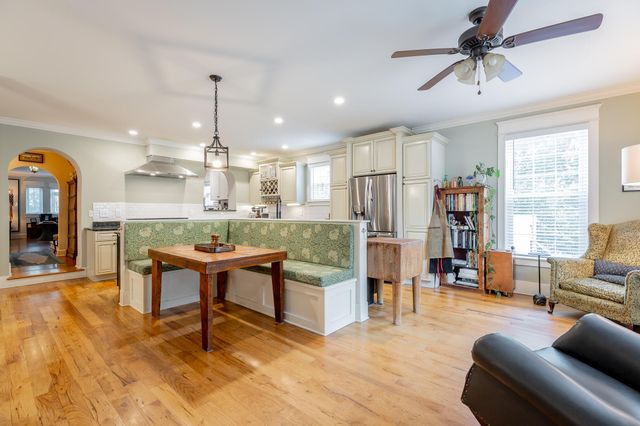 1206 E Dallas Road, Chattanooga, TN 37405