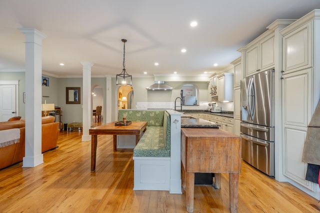 1206 E Dallas Road, Chattanooga, TN 37405