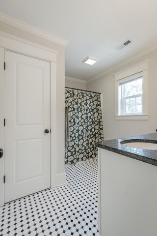 1206 E Dallas Road, Chattanooga, TN 37405