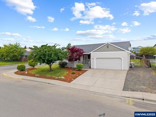 342 NW Denton Ave Av, Dallas, OR 97338