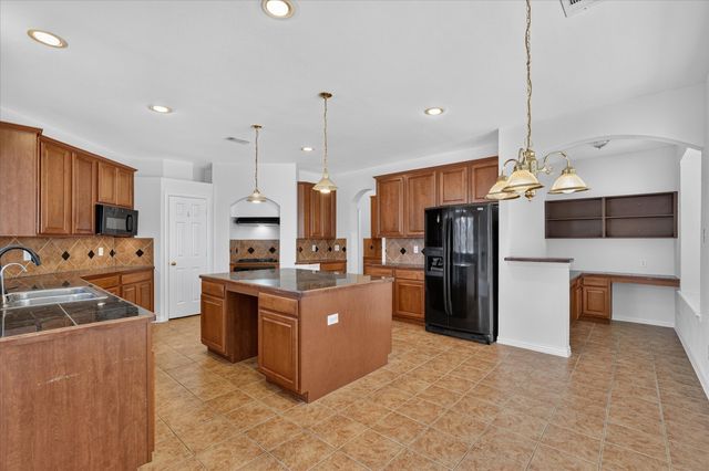 10302 Fairway Vista Drive, Rowlett, TX 75089