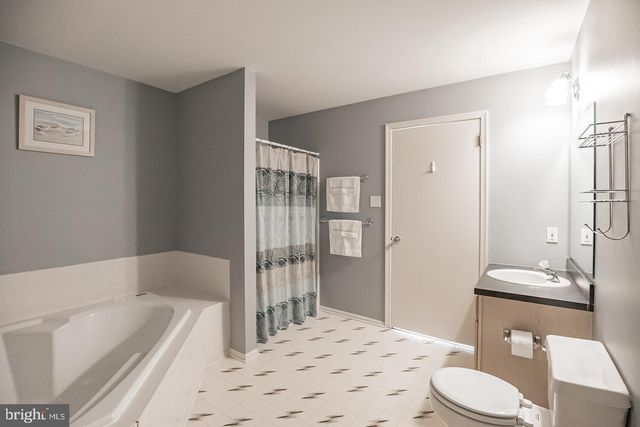 1708 SQUIRREL RD, Marlton, NJ 08053