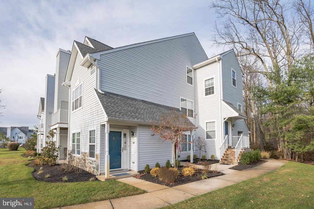 1708 SQUIRREL RD, Marlton, NJ 08053