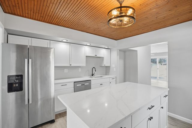 1803 N Indiana Street, Griffith, IN 46319