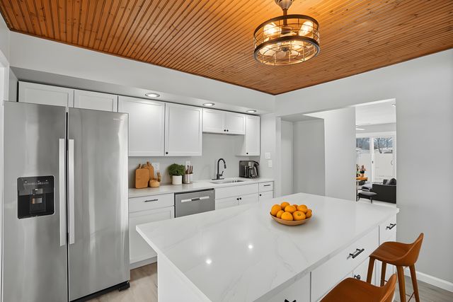 1803 N Indiana Street, Griffith, IN 46319