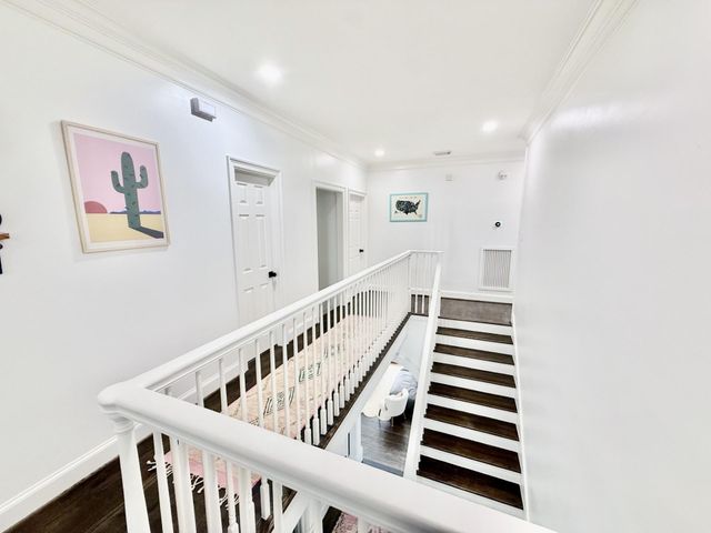 23 E Shady Lane A, Houston, TX 77063