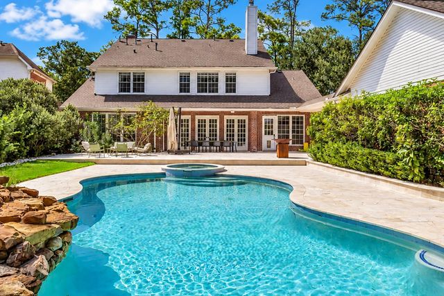 23 E Shady Lane A, Houston, TX 77063