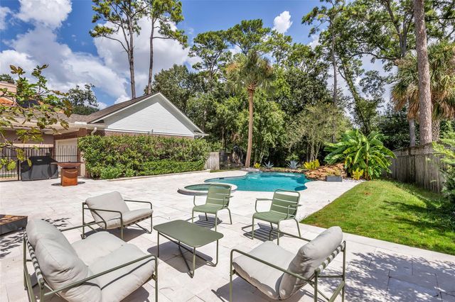 23 E Shady Lane A, Houston, TX 77063