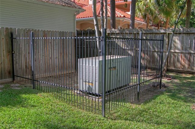 23 E Shady Lane A, Houston, TX 77063
