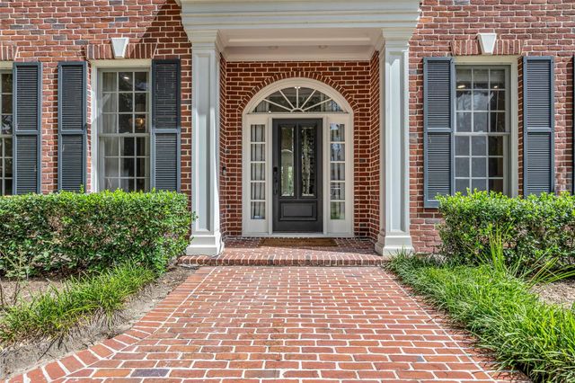 23 E Shady Lane A, Houston, TX 77063