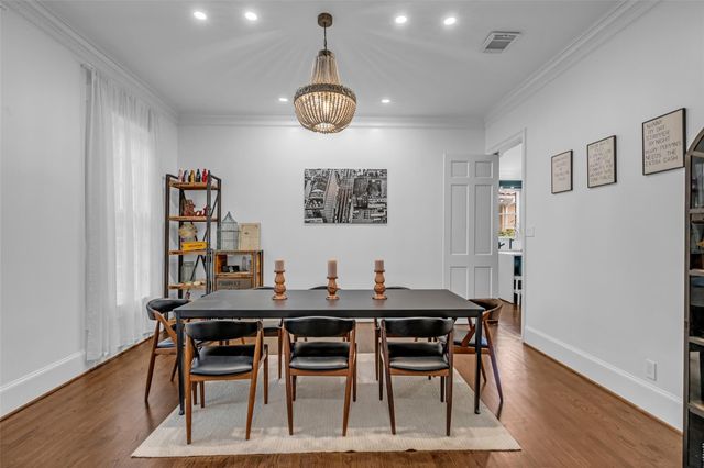 23 E Shady Lane A, Houston, TX 77063
